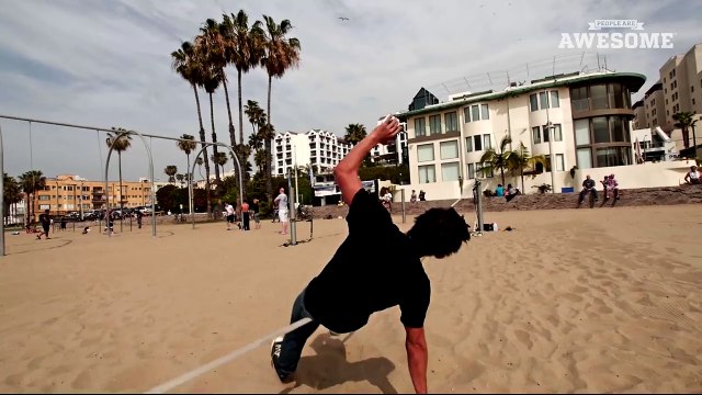 PEOPLE ARE AWESOME 2016 _ Slackline Tricks and Backflips at Muscle Beach in 4K HD