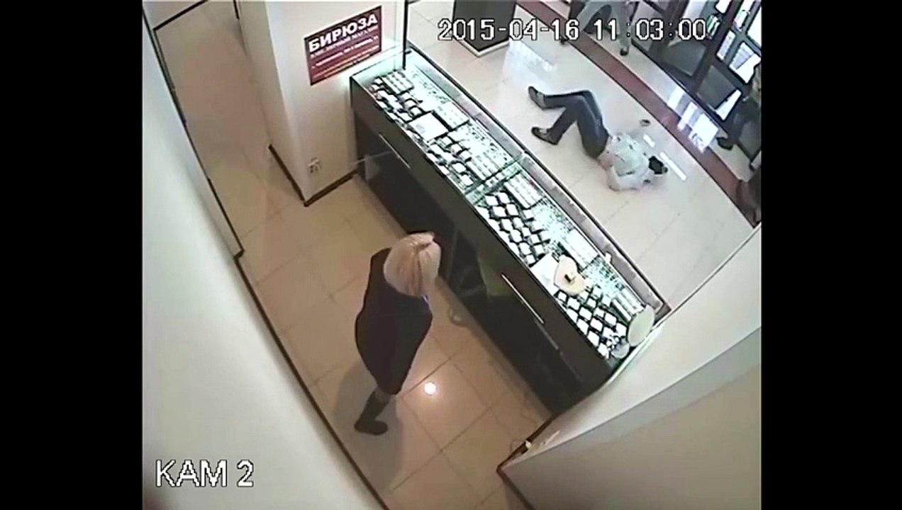 Braqueur de bijouterie vs Champion de Taekwondo