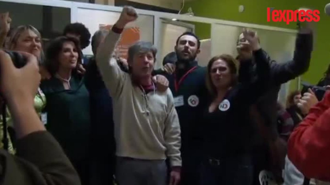 Démission de Matteo Renzi: les Italiens face à un avenir incertain