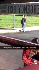 Un enfant sprinte chaque jour pour rentrer chez lui après l'école !