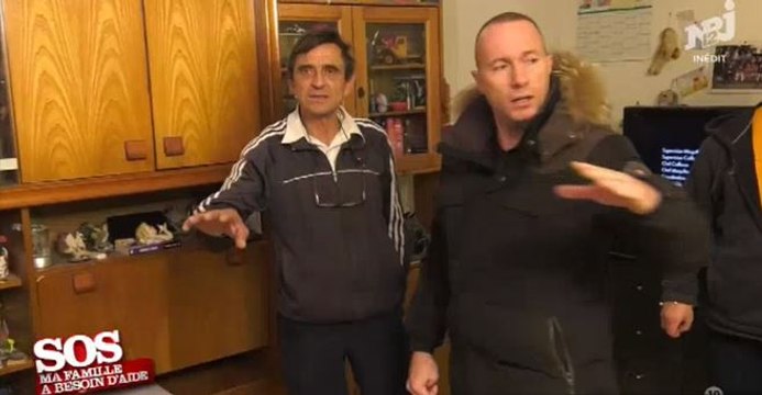 SOS ma famille a besoin d’aide : Pascal met un énorme coup de pression à toute une famille (vidéo)