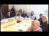 Komuna e Gjakovës zgjidh problemin e transportit të nxënësve - Lajme