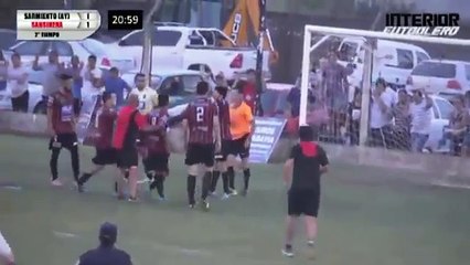 árbitros espancados num jogo da meia final da Federal B