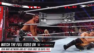 Dolph-Ziggler-climbs-the-ladder-against-The-Miz-WWE-TLC-2016 -