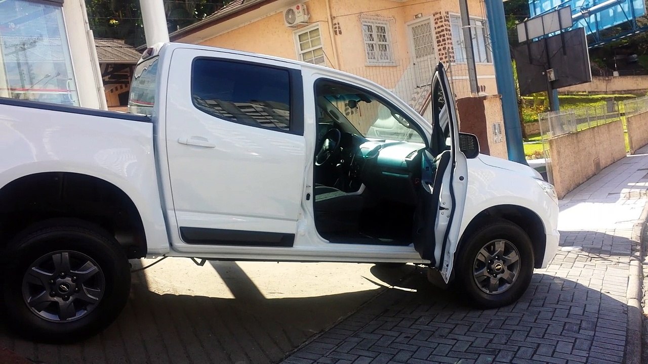 Vendido - Chevrolet  S10 - (Dupla) 2.4 Advantage   2016 - R$ 81.900 - WhatsApp  Vivo (47)99580101( Rubens) S10