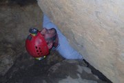 Visite de la grotte du rocher du serpent à Plougastel-Daoulas.