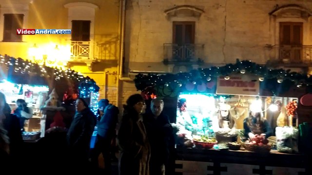 Andria: La casa di Babbo Natale con i suoi mercatini” in Piazza Duomo