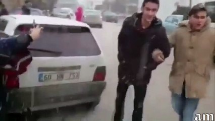 Çok güzel oldu .Biraz gülümseme (küfürlü)”