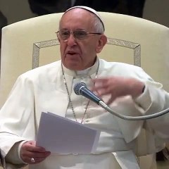 76. Pape François sur Instagram