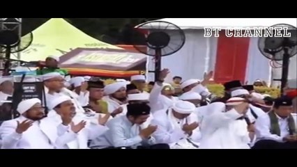Juta'an UMAT ISLAM MENANGIS Mendengar Do'a Ustadz Arifin Ilham di MONAS - AKSI 212