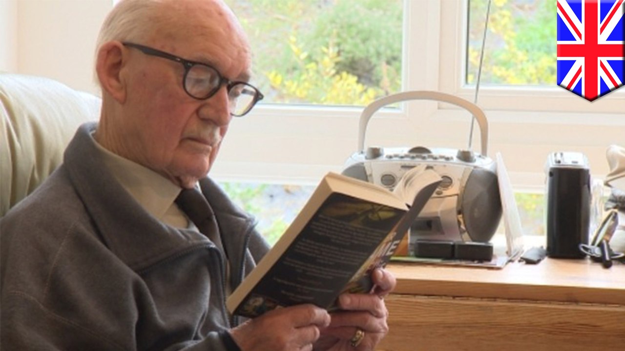 Dying of boredom: elderly man posts ad looking for work due to boredom