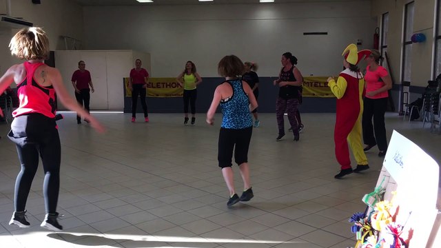 Zumbathon par Art et Muse Saint Gervais sur Roubion (EXTRAIT)