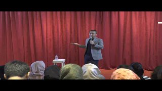 Komedi Stand Up Commedy - cowok pendek (Raditya Dika)