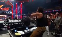 WWE Raw 14 November 2016 Braun Strowman attacks Roman Reigns and Dean Ambrose  04