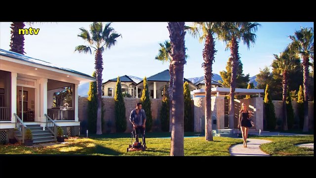 Πάνος Καλίδης - Γύρω Γύρω Όλοι Ι Panos Kalidis - Giro Giro Oloi - Video Clip