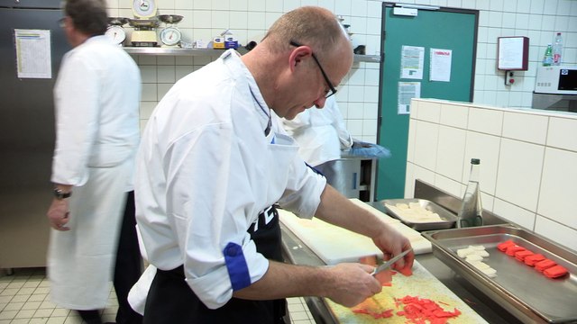 #Telethon2016 : les élèves du collège Dulcie-September préparent un repas gastronomique