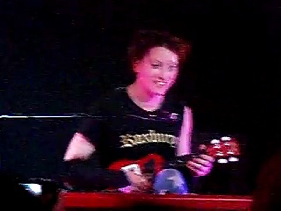 Amanda Palmer - Map of Tasmania with a ukulele