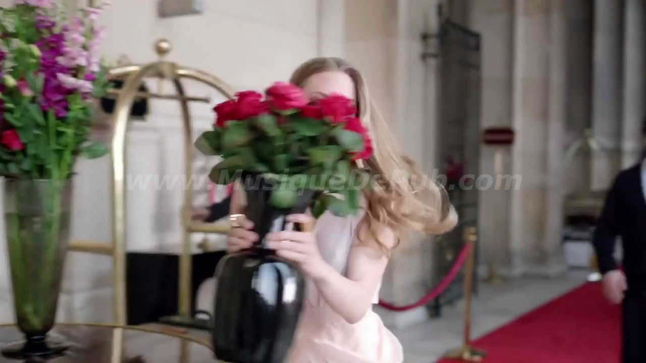 pub Givenchy Live Irrésistible 'Amanda Seyfried' 2016 [HQ]