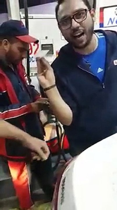 Petrol Corruption at Lahore MM Alam Road Zoom Petrol Pump