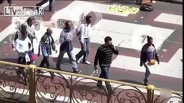 Kad vidite kako su lopovi UIGRANI, nikad vam više neće pasti na pamet da izvadite telefon NA ULICI!