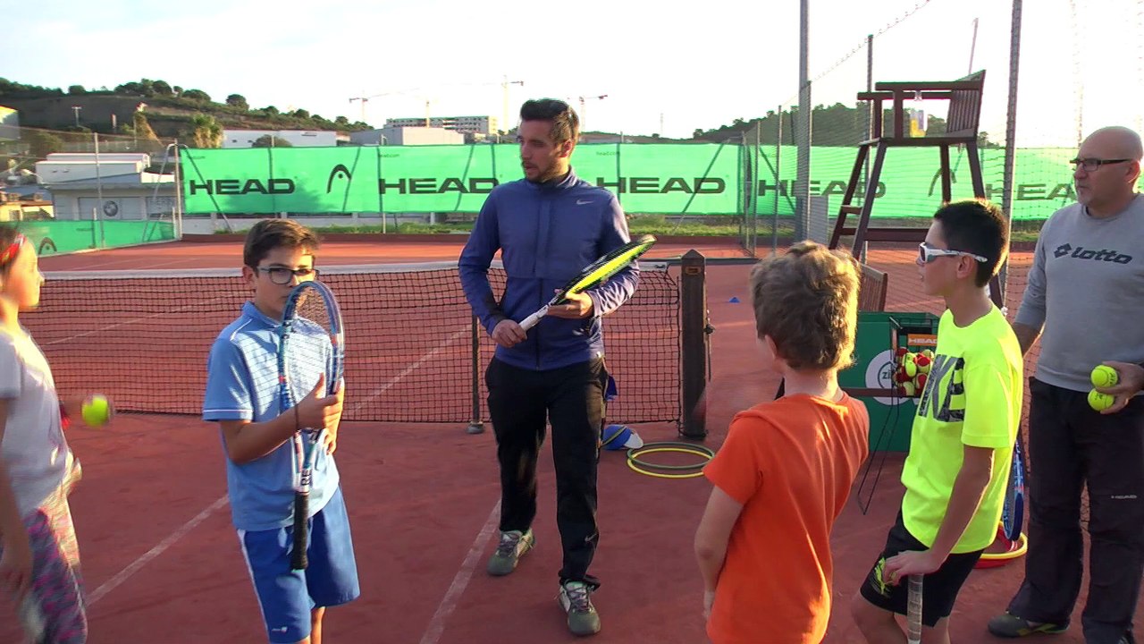 ITW éducateur du Mezzavia Tennis Club - Vidéo Dailymotion