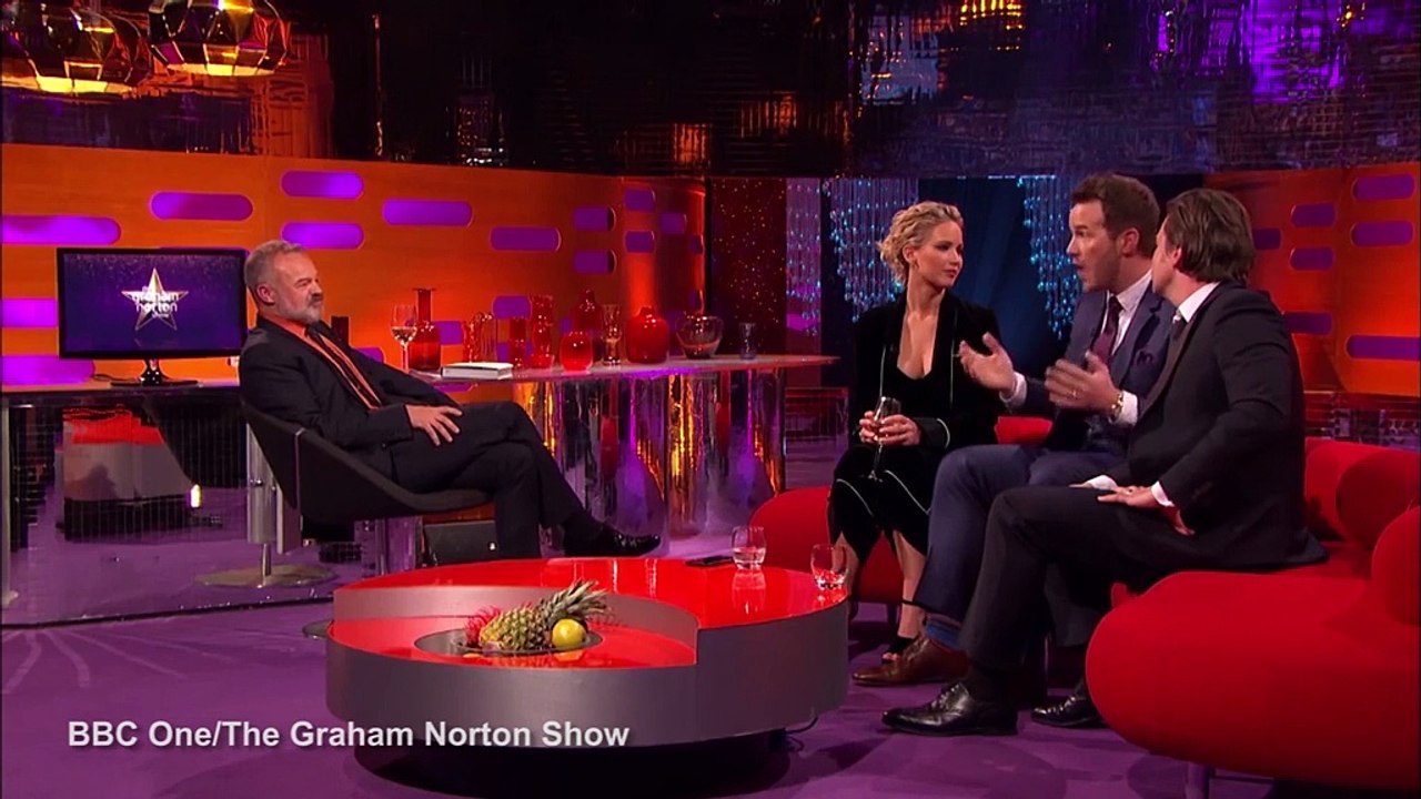 Chris Pratt cracks up Jennifer Lawrence with naughty rags-to-riches food story