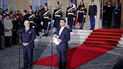 Francia: staffetta Cazeneuve-Valls. Ex premier si lancia nella corsa presidenziale