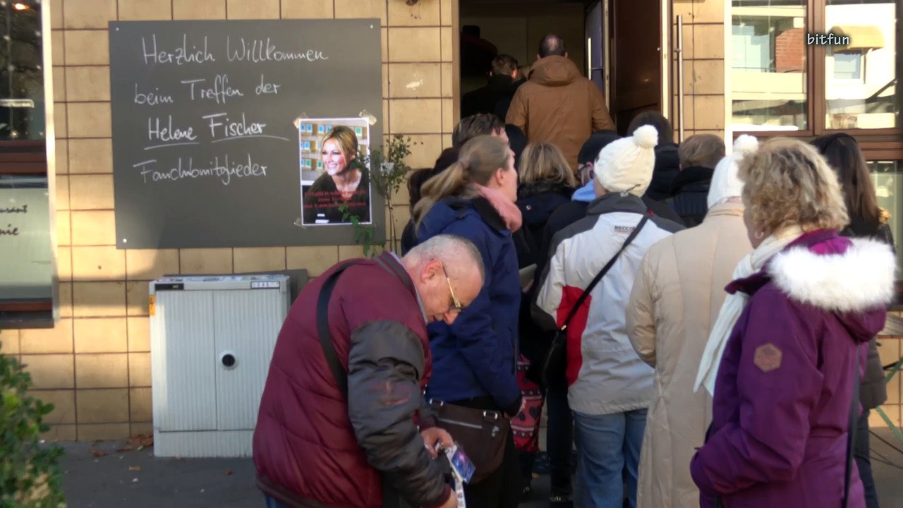 Helene Fischer Fantreffen Dusseldorf mit Michaela Danner und Daniela Menke 2016.12.05