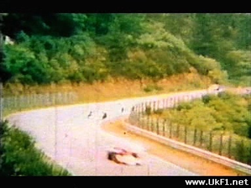 F1 - 1976 - Nurburgring Lauda Crash and Aftermath 31 sec