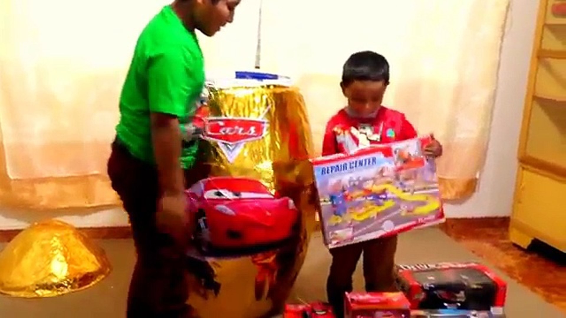 Huevo sorpresa de Cars (juguetes de cars) - Egg surprise Cars