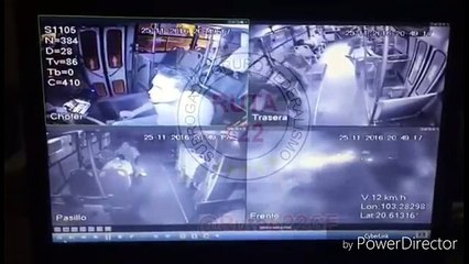 Una mujer uso una táctica inesperada para frustrar un robo