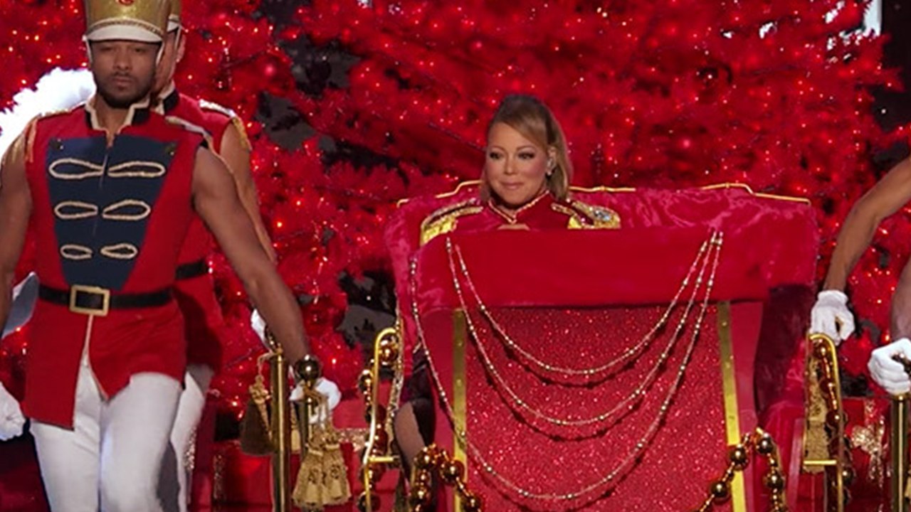 Mariah Carey Slays ‘All I Want For Christmas’ Performance at ‘VH1 Divas’