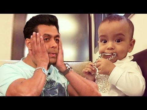 Salman's Nephew Ahil In LOVE With His Favorite BRACELET