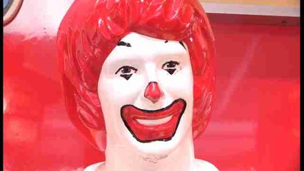 Nostalgia y estética de la comida rápida, en el museo de la Hamburguesa de Miami