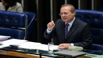 Especialista diz que STF "extrapolou" ao determinar afastamento de Renan