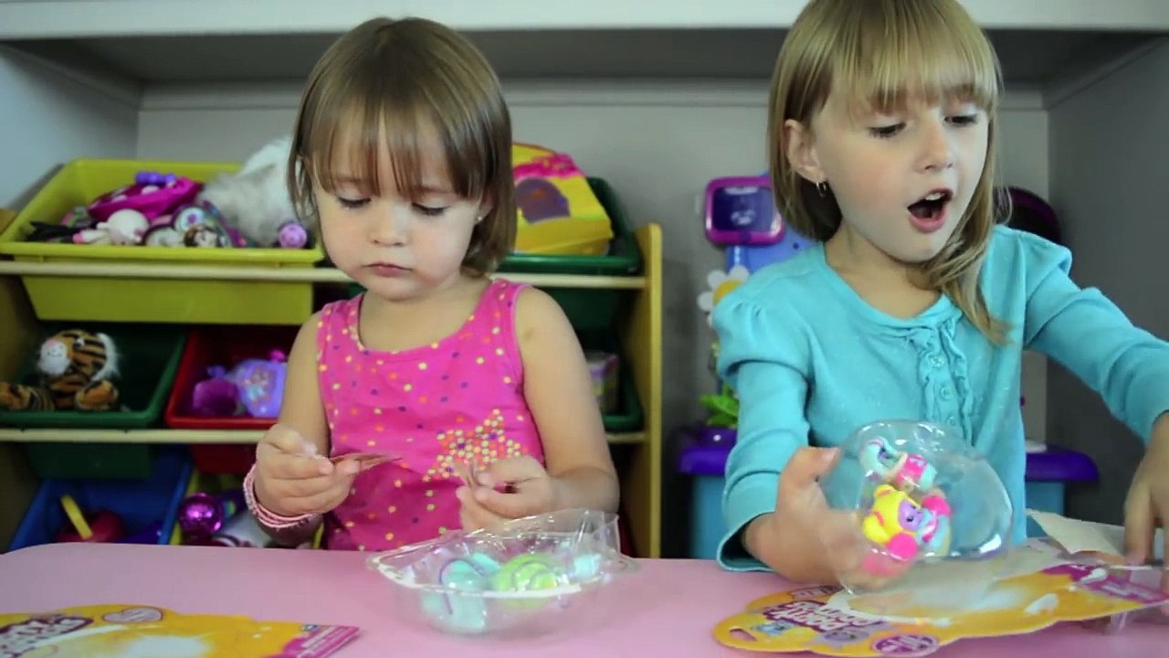 Party Animals and Kinder Surprise Eggs - Fun Kid Toys-Bd1evrl9B5c