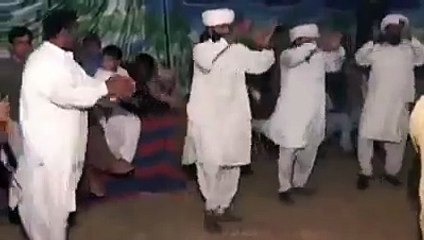 SARAIKI JHUMAR DANCE IN DERA GHAZI KHAN MUST WATCH