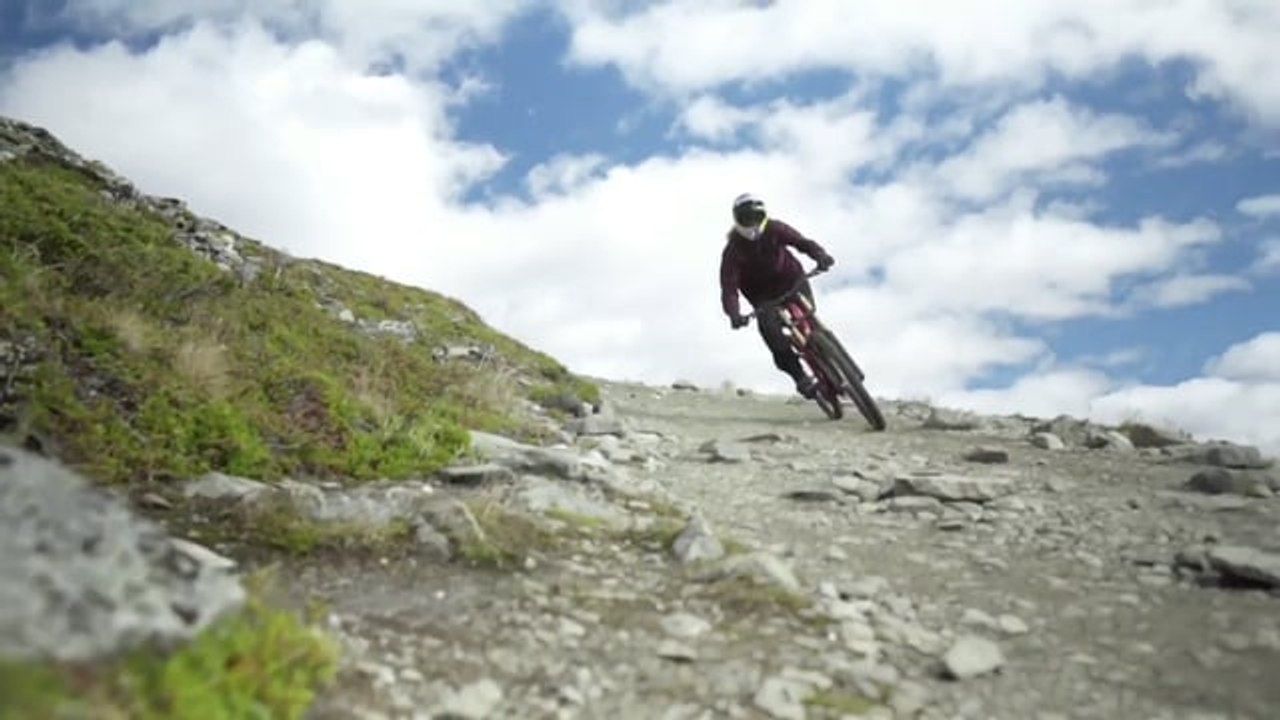 MTB Madness | Mads Andre Haugen The Tourist | Skuff TV Bike