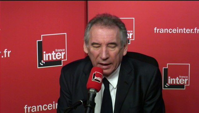 François Bayrou: le gouvernemet refuse obstinément de donner le contenu de son accord avec les sociétés d'autoroutes.