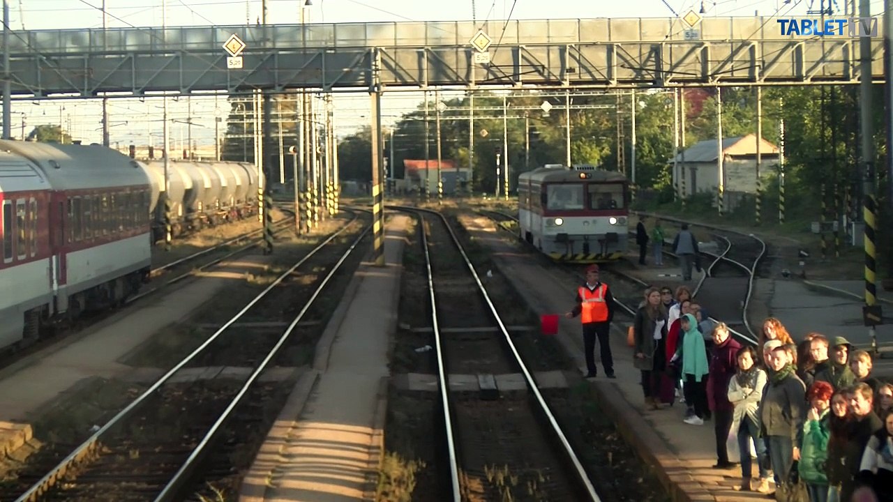 UNIKÁTNY VLAKOVÝ VIDEOPROJEKT: Z Nových Zámkov do Kozároviec