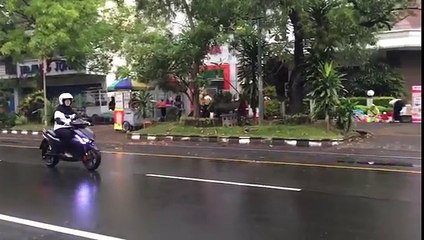 Wuih, Skutik Listrik GESITS Sudah Berkeliaran di Jalan!
