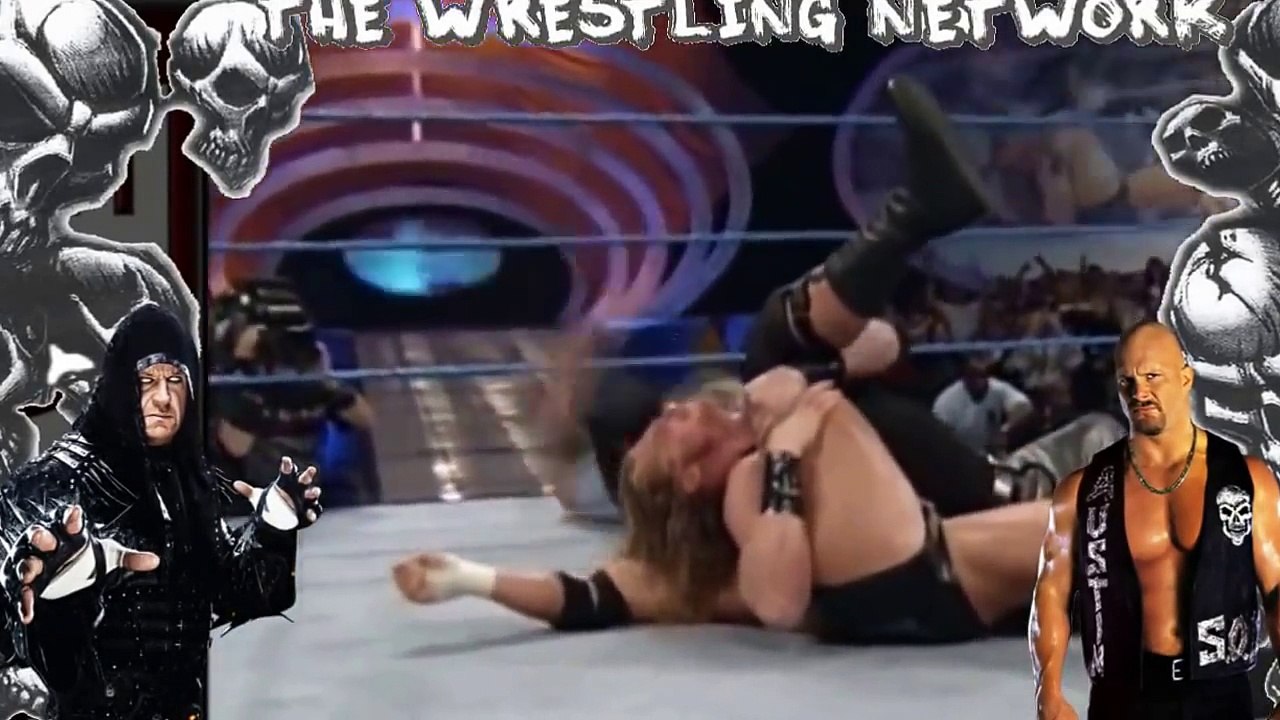 Arnold Schwarzenegger Punches Triple H