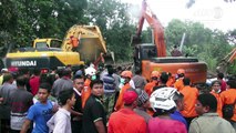 Séisme en l'Indonésie: recherches dans les décombres