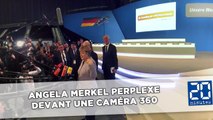Angela Merkel perplexe devant une caméra 360