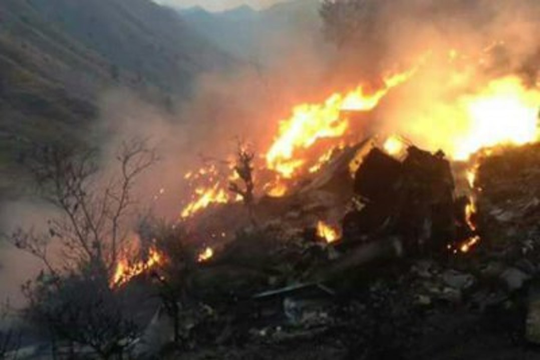 Junaid Jamshed dead in PIA plane crash - leak video