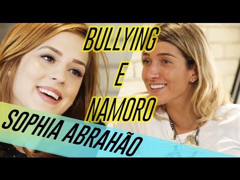SOPHIA ABRAHÃO FALA SOBRE BULLYING, NAMORO E MODA COM GABRIELA PUGLIESI | VENDI MEU SOFÁ SQN