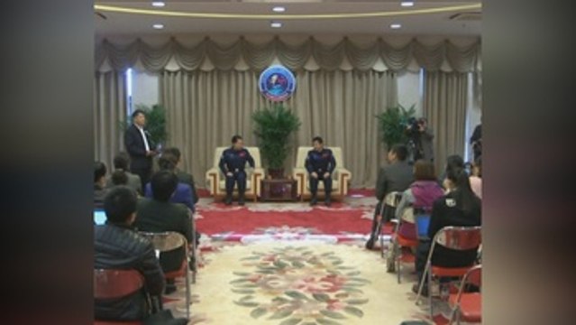 Salen de la cuarentena los astronautas de la misión espacial Shenzhou-11