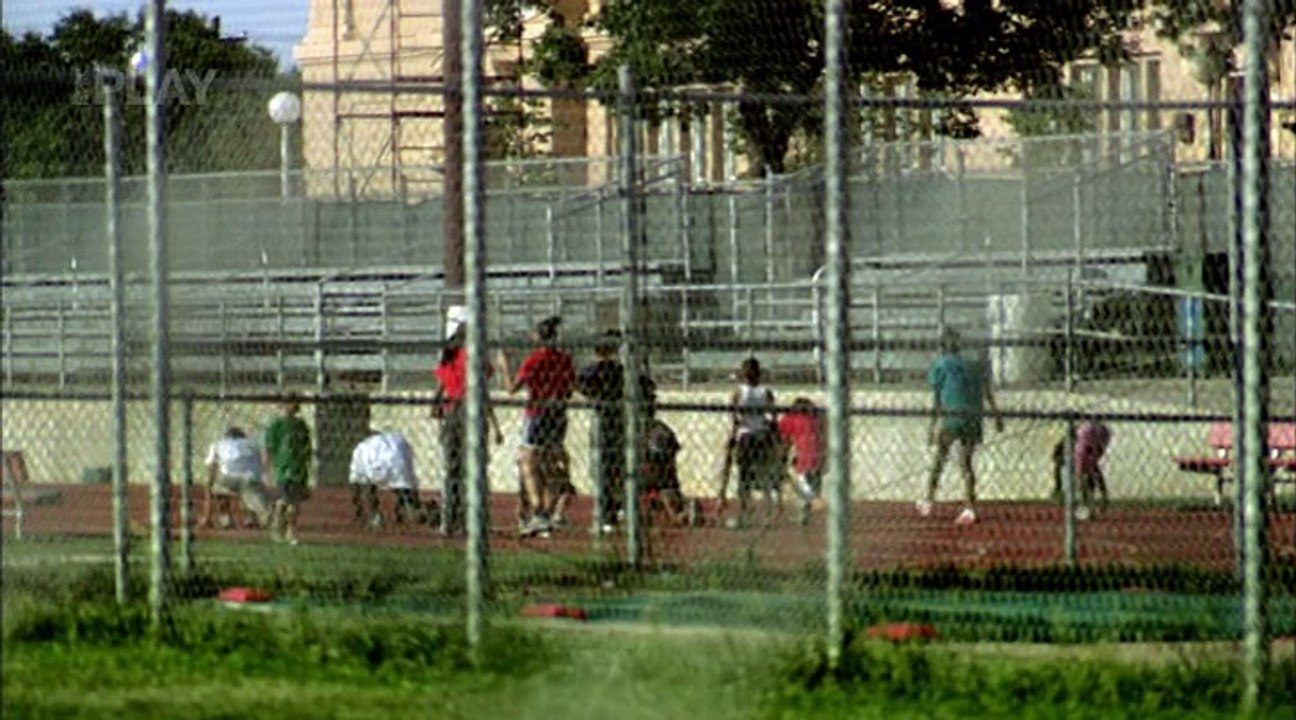 Zrozeni-k-zabijeni-02x03-Charles-Starkweather