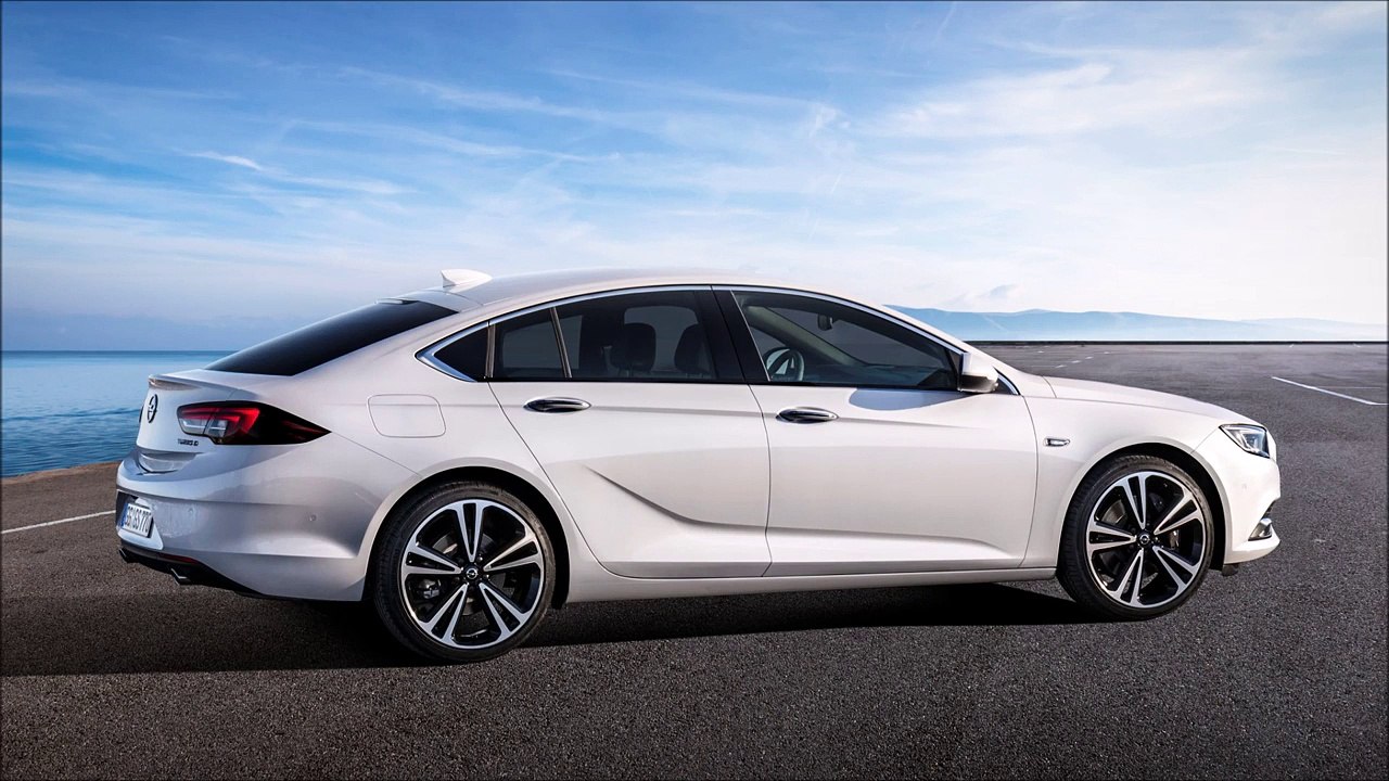 2017 Opel insignia Grand Sport Review