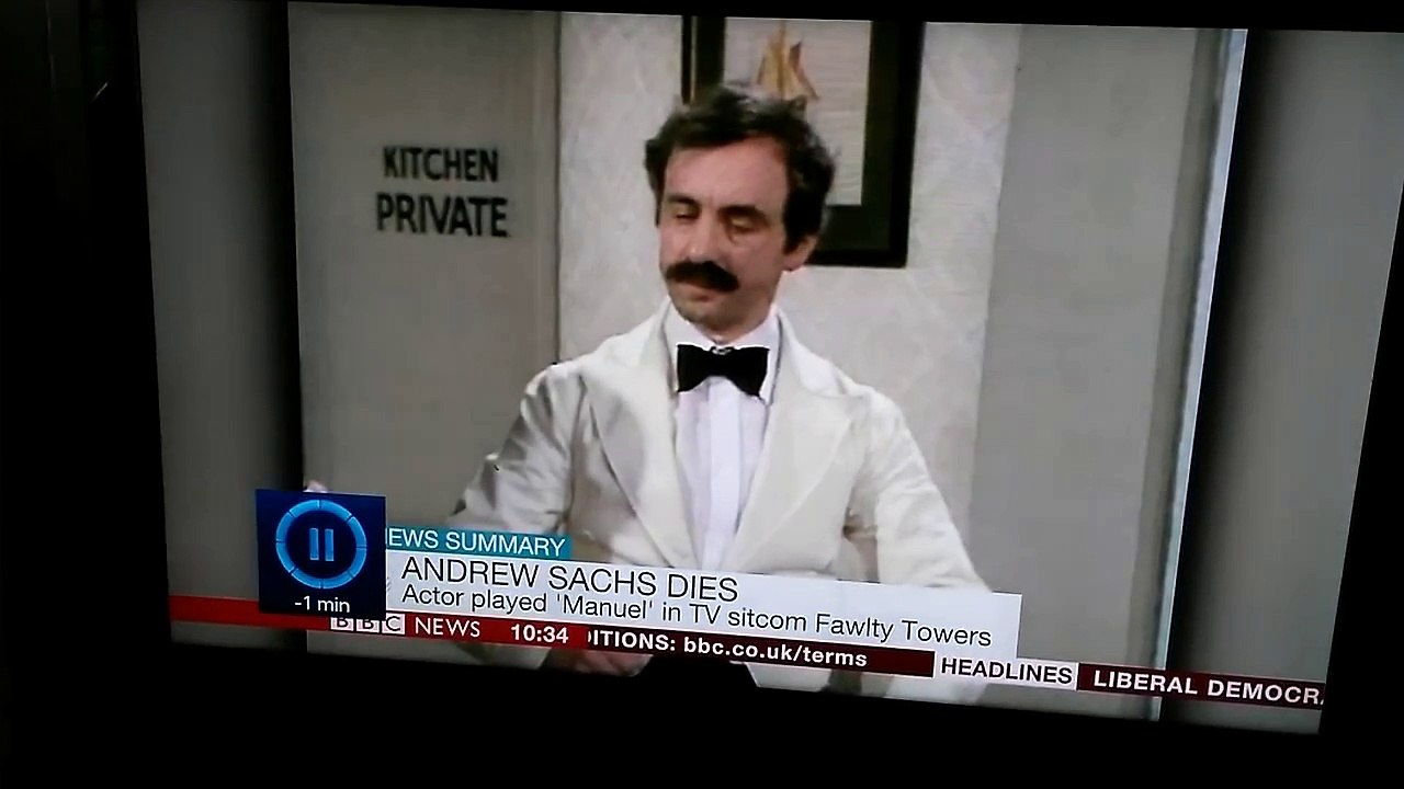 Bbc live news Andrew Sachs dies